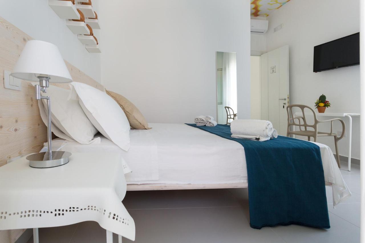 L'Uomo E Il Mare Bed & Breakfast Gallipoli Exterior photo